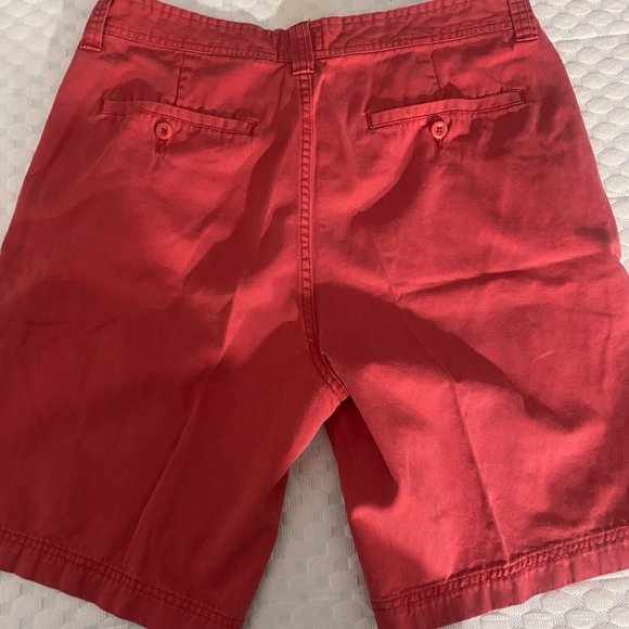 34W  Red Men's Shorts - Picture 3 of 3